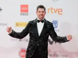 El actor Adrián Lastra ha sido uno de los presentadores de los Premios Forqué de esta edición. A su llegada a la gala, celebrada en el Palacio Municipal de IFEMA de Madrid, Lastra ha posado para los medios en la alfombra roja.