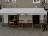 Imagen del exterior del Bar Viño, situado en el casco histórico de Santiago de Compostela.