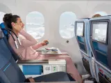 La clase Premium Comfort de KLM cuenta con asientos m&aacute;s anchos y auriculares con cancelaci&oacute;n de ruido.