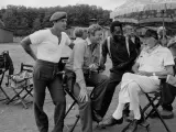Stallone, Michael Caine, Pelé y el director John Huston durante el rodaje de 'Evasión o victoria'.