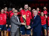 Los 'Hispanos' celebran su victoria en el Torneo Internacional de España.