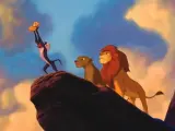 Icónico momento de la película 'El Rey León'.