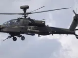 Imagen de un helicóptero Apache del Ejército Británico.