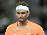 Nadal muestra un claro gesto de preocupación tras fallar un punto durante su partido de segunda ronda del Open de Australia.