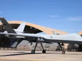 El MQ-9 Reaper es un UAV, o sea, un vehículo aéreo no tripulado. También conocido como Predator B, voló por primera vez en febrero de 2001 y entró en servicio en mayo de 2007. Está en uso en la Fuerza Aérea y la Armada de EE UU, la Real Fuerza Aérea Británica, la Fuerza Aérea Italiana y también aquí: el Ejército del Aire y del Espacio de España posee cuatro.