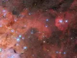 La Nebulosa de la Tarántula es una galaxia satélite de la Vía Láctea situada a 160.000 años luz de distancia. Además, la fotografía fue tomada por el telescopio espacial Hubble y enseña un amalgama de nubes.