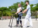El exoesqueleto todavía no está a la venta, pero las clínicas pueden reservarlo con un 20% de descuento.