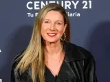 Anne Igartiburu en el 'photocall' de 'Las Top 100 Mujeres Líderes En España'.