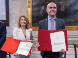 La ministra de Transportes, Raquel Sánchez, y el alcalde de Sevilla, Antonio Muñoz.