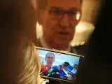 Alberto Núñez Feijóo atiende a los medios en un desayuno informativo de EP.