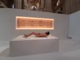 El cuerpo hiperrealista de Cristo en la exposición 'The Mystery Man'.