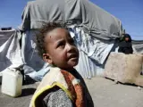 Un niño yemení en el campo de refugiados de Dharawan, al norte de Saná.