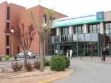Fachada del hospital La Mancha centro, donde fue atendido el joven.