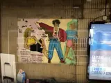 Mural ochentero que se ha encontrado en los pasillos de la estación de metro Verdaguer de Barcelona.