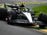 Lewis Hamilton pilota durante la clasificación del GP de Australia.