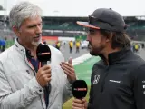 Damon Hill entrevista a Fernando Alonso durante el Mundial 2018.