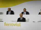 El presidente de Ferrovial, Rafael del Pino, interviene en la junta que celebra este jueves la empresa en Madrid.