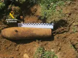 La Guardia Civil destruye una bomba de aviación localizada en un paraje de Villadangos del Páramo (León)