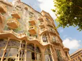 La Barcelona Modernista y el ‘free tour’ de Gaudí es una de las opciones predilectas de los usuarios de Guruwalk que le otorgan una nota media de 4,9 fruto de las más de 2700 opiniones acumuladas. ¿Puede haber una opción mejor para descubrir el corazón de la Ciudad Condal?