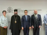El ministro Félix Bolaños con representantes de la Iglesia de Jesucristo, la Iglesia Ortodoxa, la Unión Budista y los Testigos de Jehová.