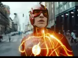 Ezra Miller en el nuevo tráiler de 'Flash'.