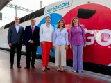 La ministra de Transportes, Raquel Sánchez (segunda por la derecha), ha estado presente en la inauguración de la nueva rura de Ouigo entre Madrid, Albacete y Alicante.