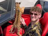 El 'influencer' Gavin Mayo, que asegura haber comprado un bebé tigre por 500.000 dólares.