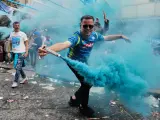 Los aficionados del Nápoles celebran el empate ante la Salernitana.