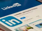 LinkedIn cumple hoy 20 años desde que se lanzó al público y está a punto de lograr los 1.000 millones de usuarios.