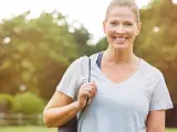 La actividad física mejora el estado de salud de las mujeres durante la menopausia.