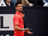 Novak Djokovic reacciona durante el partido ante Cameron Norrie.