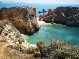La zona del sur de Portugal promete paisajes únicos y playas recónditas de aguas cristalinas.