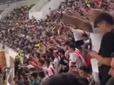"Vallecanos, yonkis y gitanos", se escuchó en el estadio blanco durante el choque entre los rayistas y el conjunto merengue, que acabó con la victoria del equipo Ancelotti con un gol de Rodrygo sobre la bocina.