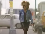 Tina Turner en el videoclip de What's Love Got To Do With It