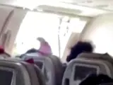 Imagen del momento en el que la puerta estaba abierta durante un vuelo.