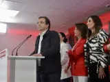 Guillermo Fernández Vara comparece tras el fiasco electoral en Extremadura.