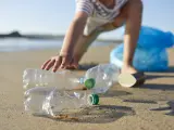 Apenas se recicla el 10% de los plásticos que terminan en los vertederos y la mayoría se descomponen en microplásticos.