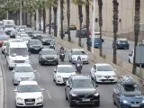 Tráfico intenso en la Ronda de Dalt de Barcelona.