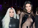 Las hermanas Kim Kardashian y Kendall Jenner.