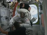 Los astronautas completan la misión con éxito.
