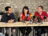 Los tres candidatos de ERC, PSC y CUP presentando el acuerdo de gobierno en Ripoll.