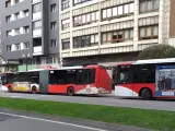 Atropellado en Gijón un niño de 14 años por un autobús de Emtusa