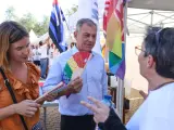 José Luis Sanz mostrando su apoyo a colectivos del orgullo Gay