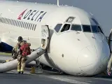 Boeing 717 de Delta aterrizó con el tren de morro roto "arriba" en el aeropuerto internacional Charlotte Douglas.