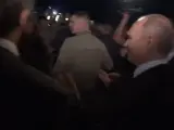 Putin saluda a sus seguidores durante su visita a Daguestán.