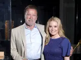 Arnold Schwarzenegger y Heather Milligan en junio de 2023.