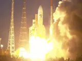 El cohete Ariane 5 ha puesto en órbita a un satélite alemán y otro francés en su último vuelo.