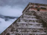 Chichén Itzá era un centro ceremonial de la civilización maya, ubicado en la península de Yucatán, México.