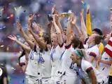La selección de Estados Unidos celebra su cuarto Mundial femenino.