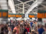 Suspendida la circulación de trenes en Valencia por una incidencia en un túnel